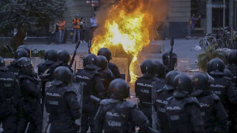 La violencia callejera se intensifica en Barcelona 