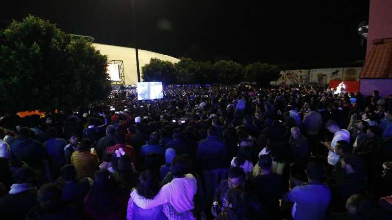 Exitosa presentación de La Trakalosa en la Feria de Tlaxcala