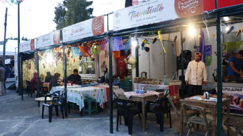 Déjate conquistar por cocineras tradicionales en Tlaxcala Feria 