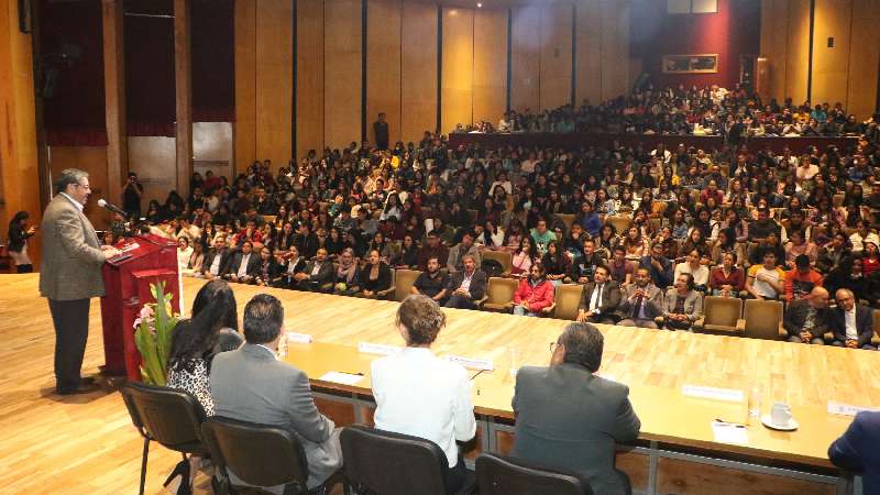 Conmemora 20 años el programa educativo de Psicología de la UATx 