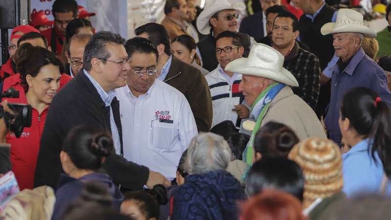 Marco Mena pone en marcha ruta por tu salud