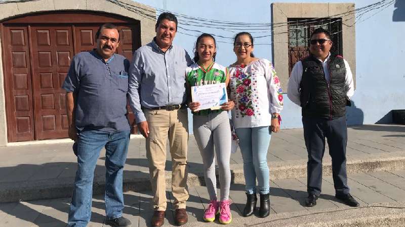 Reconoce Oscar Murias Juárez a deportista 