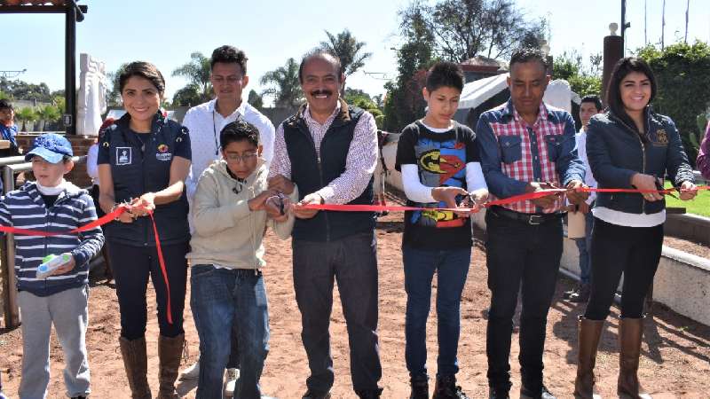 Inauguran Centro de Rehabilitación Ecuestre en Zacatelco 