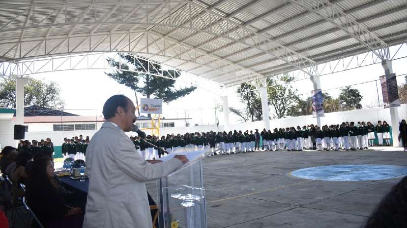 Inaugurada una nueva techumbre en Secundaria de Zacatelco