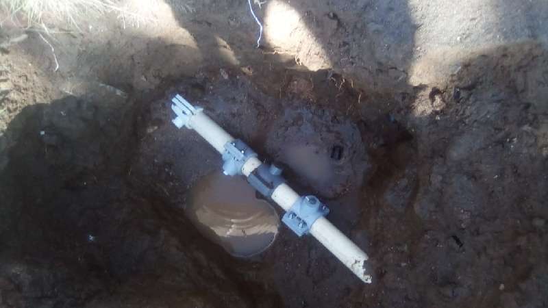 Atienden en Acuitlapilco fuga de agua potable