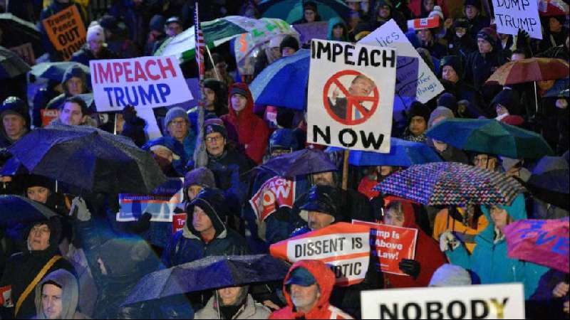 Cámara de Representantes aprueba el impeachment contra Trump