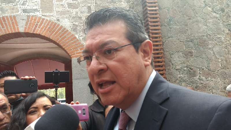 Garantiza Mena aportación estatal para el Insabi