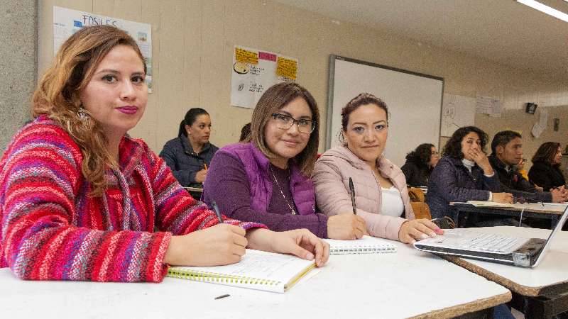 Capacita SEPE a maestros en evaluación de aprendizajes, lectura y mat...