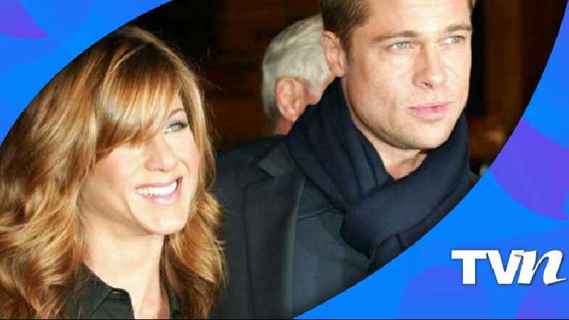 Brad Pitt toma de la mano a Jennifer Aniston 