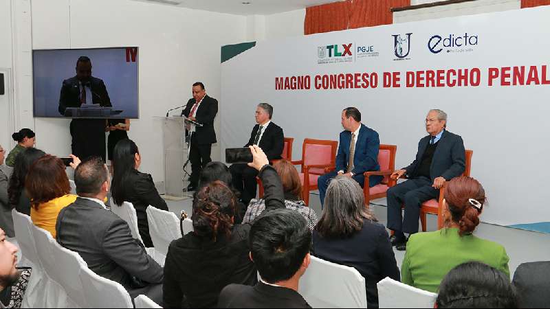 Realiza PGJE primer magno congreso de derecho penal