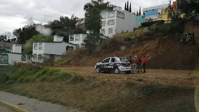 Uso de vehículos oficiales evidencia desvío de recursos en Tlaxco