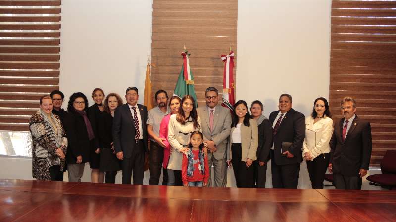 Alumnas de la UATx cursarán un semestre en la Universidad de León Es...