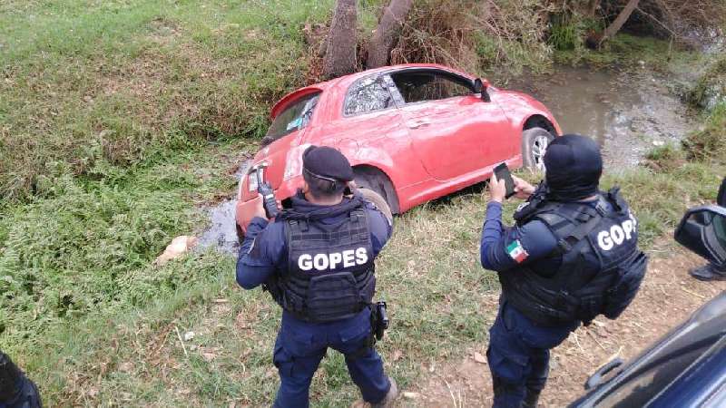 El grupo de operaciones especiales de la SSC aseguraron a dos presunto...