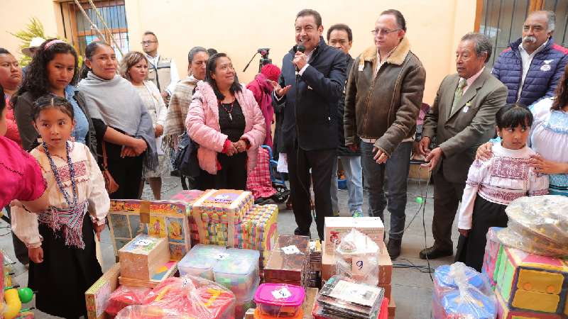 Atiende SEPE a más de 8 mil alumnos con programa de inclusión y equi...