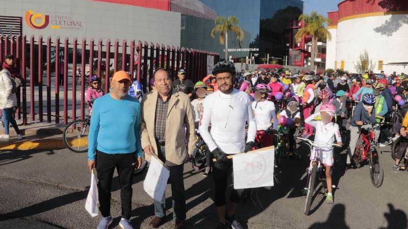 Conmemora la UATx el Día Internacional de la Mujer con paseo ciclista