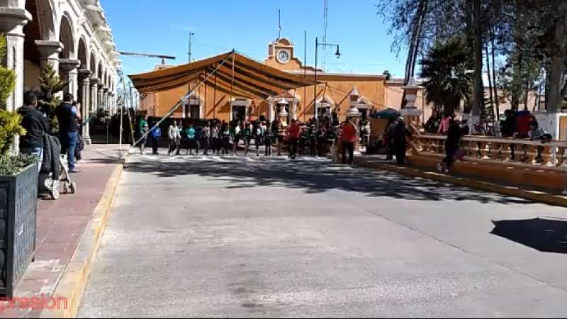 En Cuapiaxtla conmemoran Día de la Mujer 