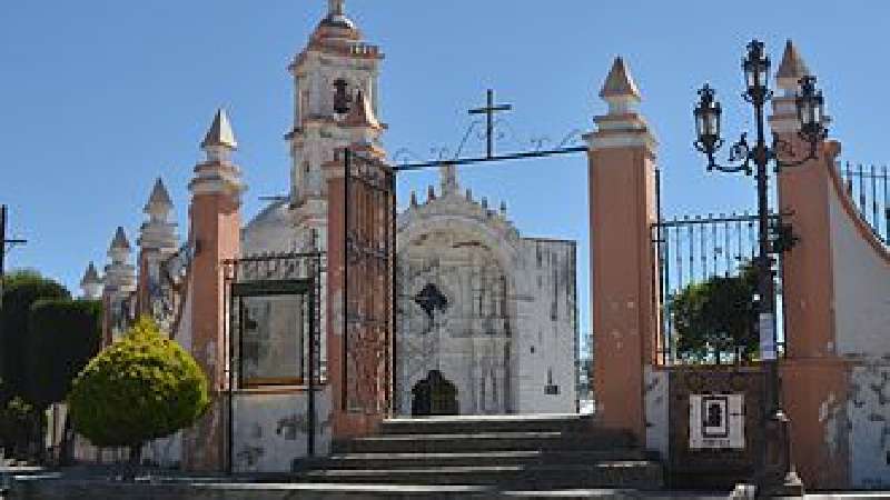 Por Coronavirus modifican sacerdotes ritos eucarísticos para reducir ...