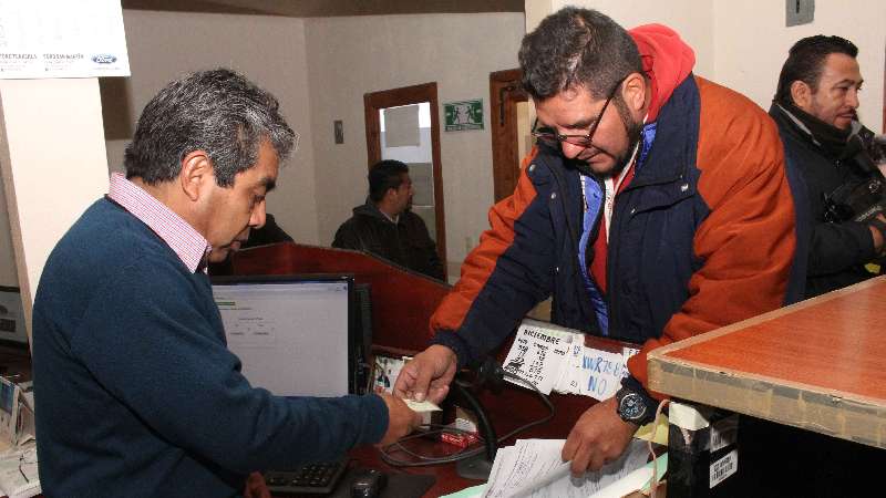 Amplía Secte dos meses plazo para canje de placas