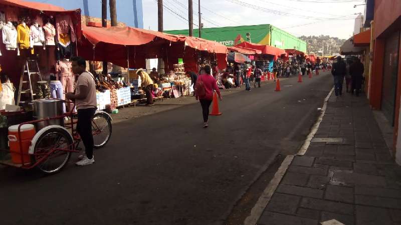 Tianguis sabatino de la capital no se suspendería, pero se reforzará...