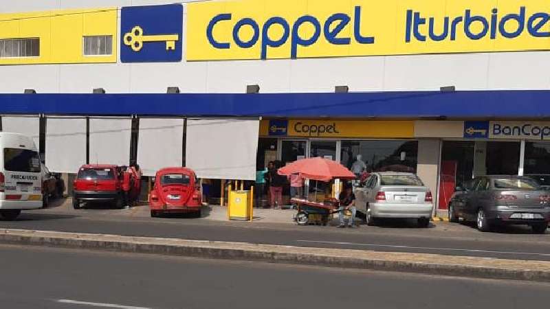 Tiendas departamentales implementan medidas por Covid-19, pero comprad...