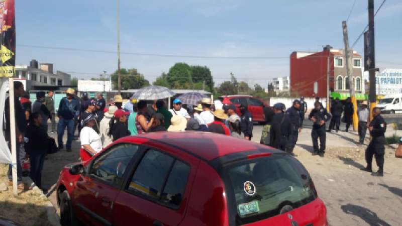 Abren circulación en la carretera federal Puebla-Tlaxcala, edil sólo...