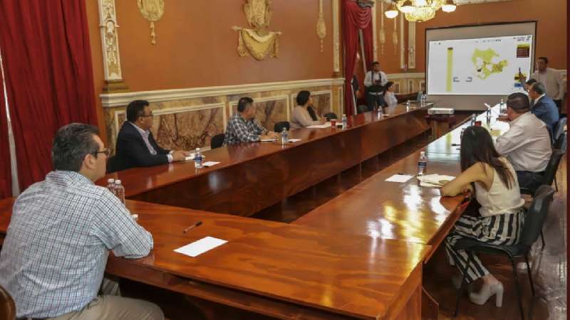 Revisan abasto de equipo de bioseguridad para personal de salud en luc...