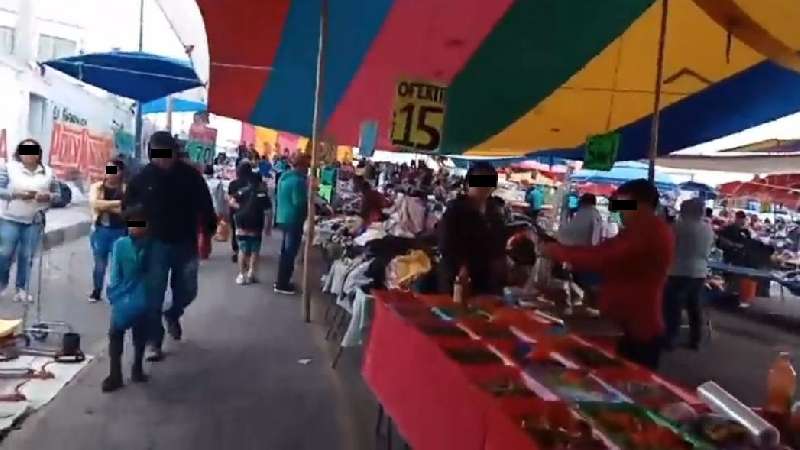 En mercado de Chiautempan permiten venta de productos no esenciales 