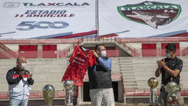 Marco Mena encabeza presentación de Coyotes de Tlaxcala para su inici...