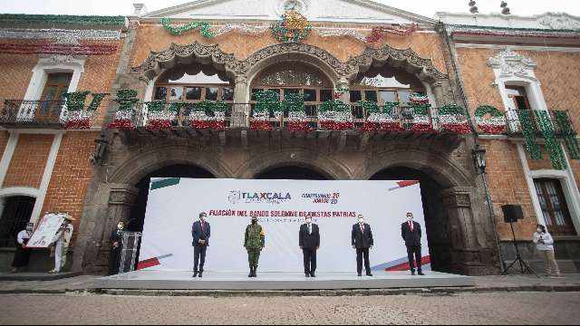 Encabeza Segob fijación de Bandos Solemnes de fiestas patrias