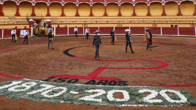 Realizan festejo taurino charro por 150 aniversario de la ganadería d...