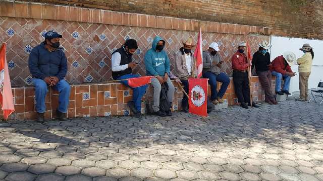 Campesinos denuncian a técnico de Sefoa por condicionar apoyos 