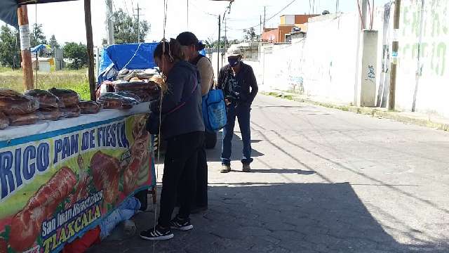 Poquito pero si hubo mole en Papalotla por la fiesta patronal 