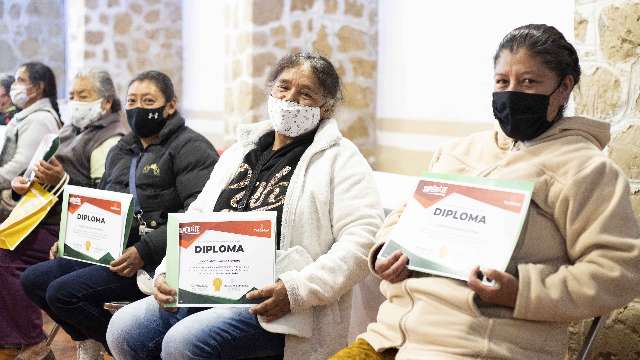 Clausura Supérate taller de alfabetización dirigido a beneficiarios