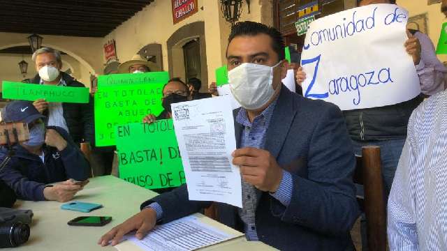 Recaban firmas para enjuiciar a alcalde de Totolac Giovanni Pérez Bri...