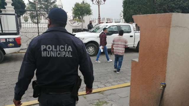 Hombre intenta evadir orden de aprehensión y desata persecución en Panotla 