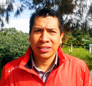 Un profesionista que no olvida su origen tahonero, ahora candidato