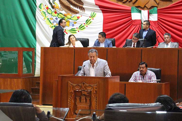 Dejan insubsistente acuerdos por el que se reprobó cuenta pública 2013 del IET