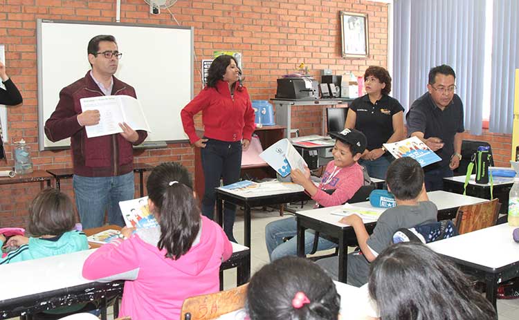 Entregarán directivos plan para recuperar clases perdidas por el sismo