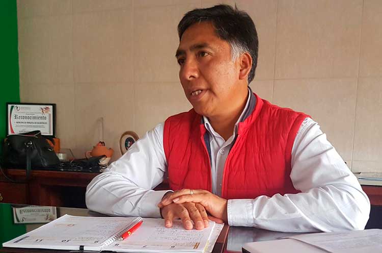 Los trata como de segunda, edil de Papalotla no paga salario a trabajadores