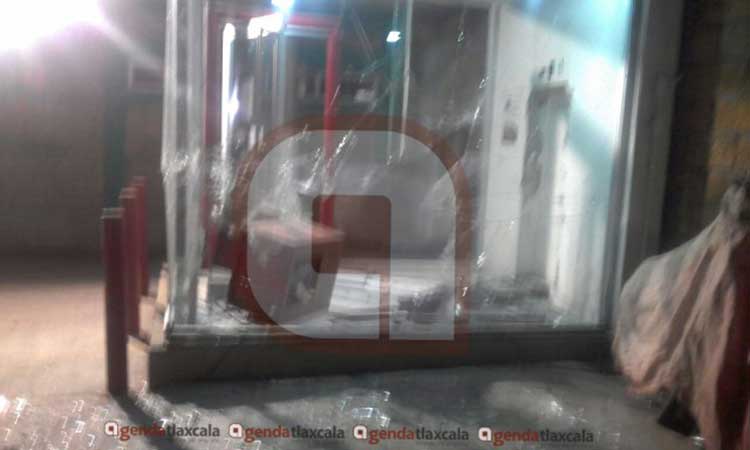 Abre PGJE investigación por robo de cajero automático en Tetla