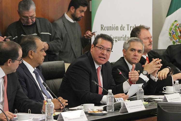 Inaplazable la aprobación de la ley de seguridad interior: Marco Mena