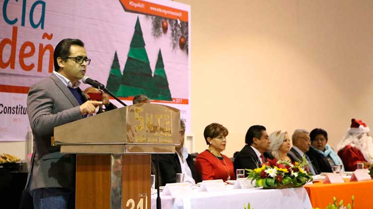 Con disposición y entrega del sector educativo fue posible enfrentar los retos de 2017: MCH