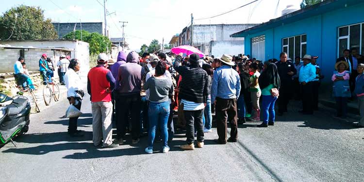 En Contla se enfrentan transportistas vs choferes, se agudiza conflicto