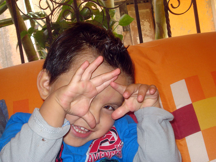 Santi, un milagro de vida, sobreviviente de cáncer. ‘Cachito’ perdió la batalla: Diana